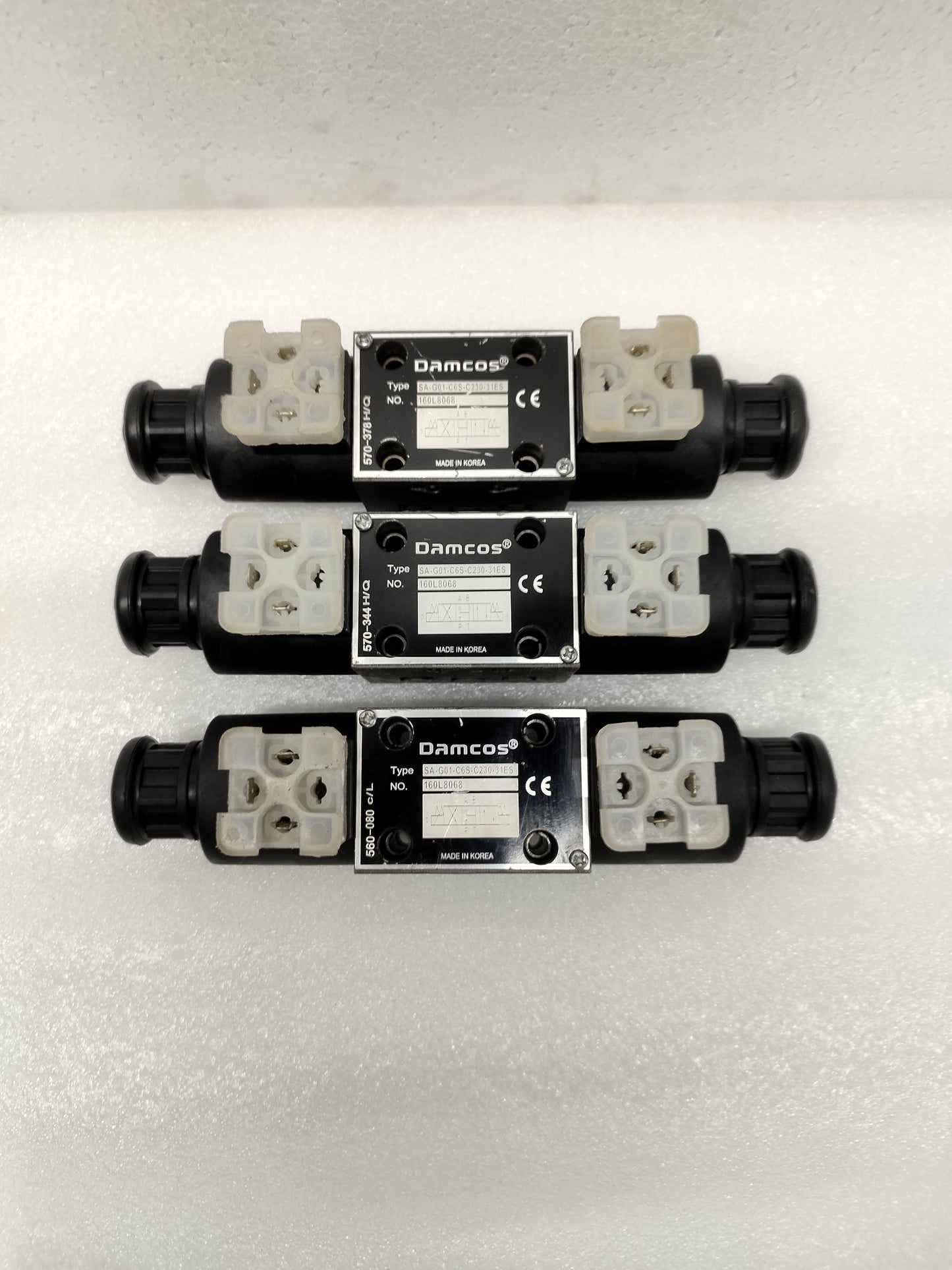 Damcos SA-G01-C6S-C230-31ES Directional control valve 160L8068 - NEW #2