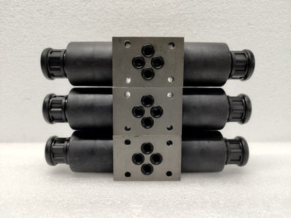 Damcos SA-G01-C6S-C230-31ES Directional control valve 160L8068 - NEW #2