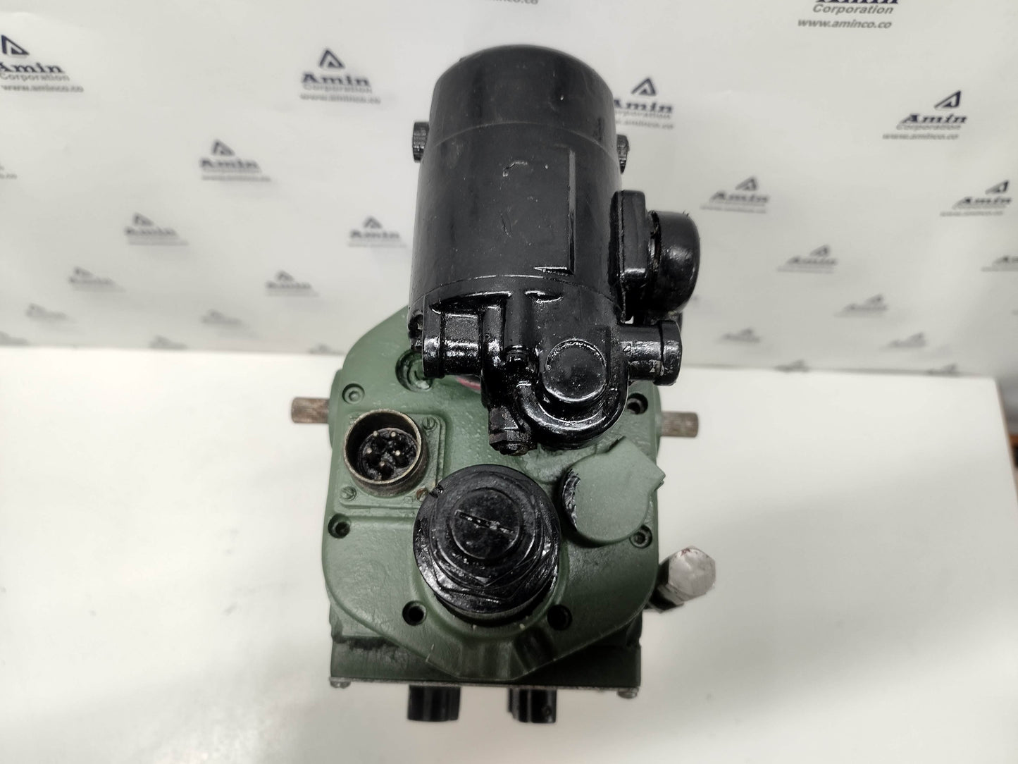 Woodward UG-8 Governor part No. : 8522-447 RPM: 500-1200 #3