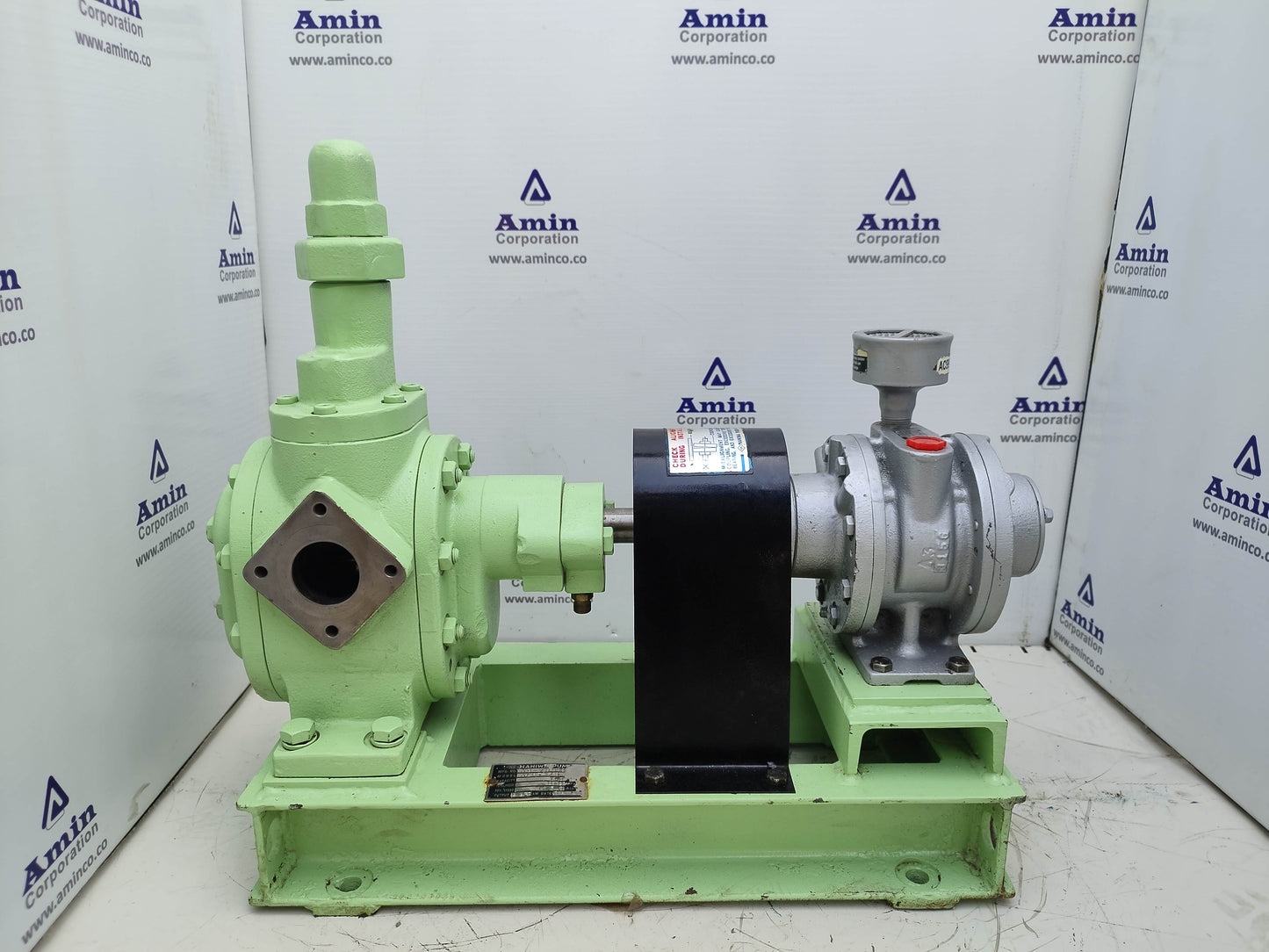 Naniwa Pump ALGT-40 Gear Pump With Gast 8AM-FRV-30A Air Motor Complete