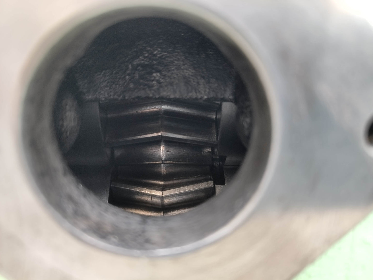 Naniwa Pump ALGT-40 Gear Pump With Gast 8AM-FRV-30A Air Motor Complete