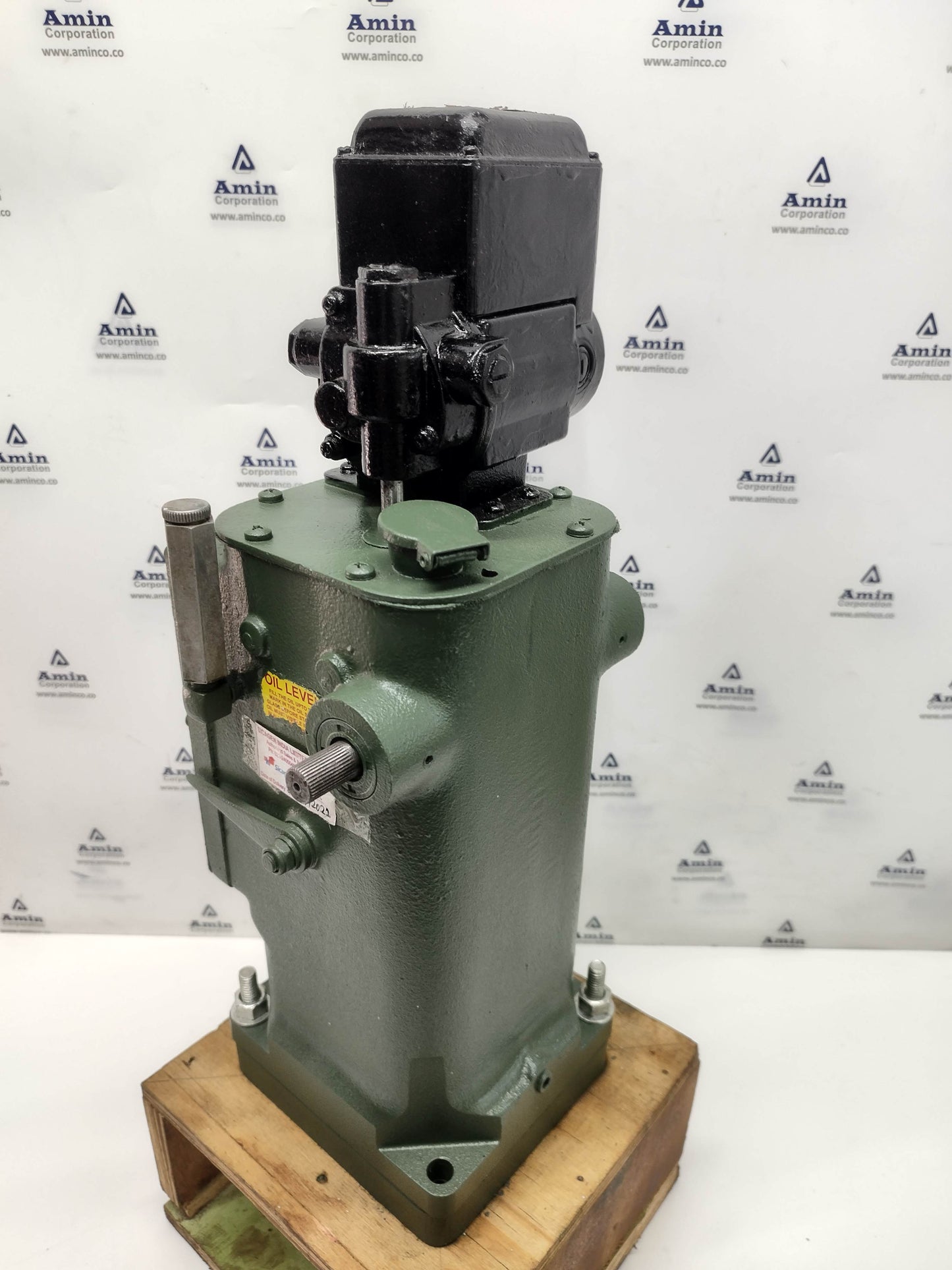 Woodward Governor UG-10 P/N: E8526-653 RPM: 566-1189