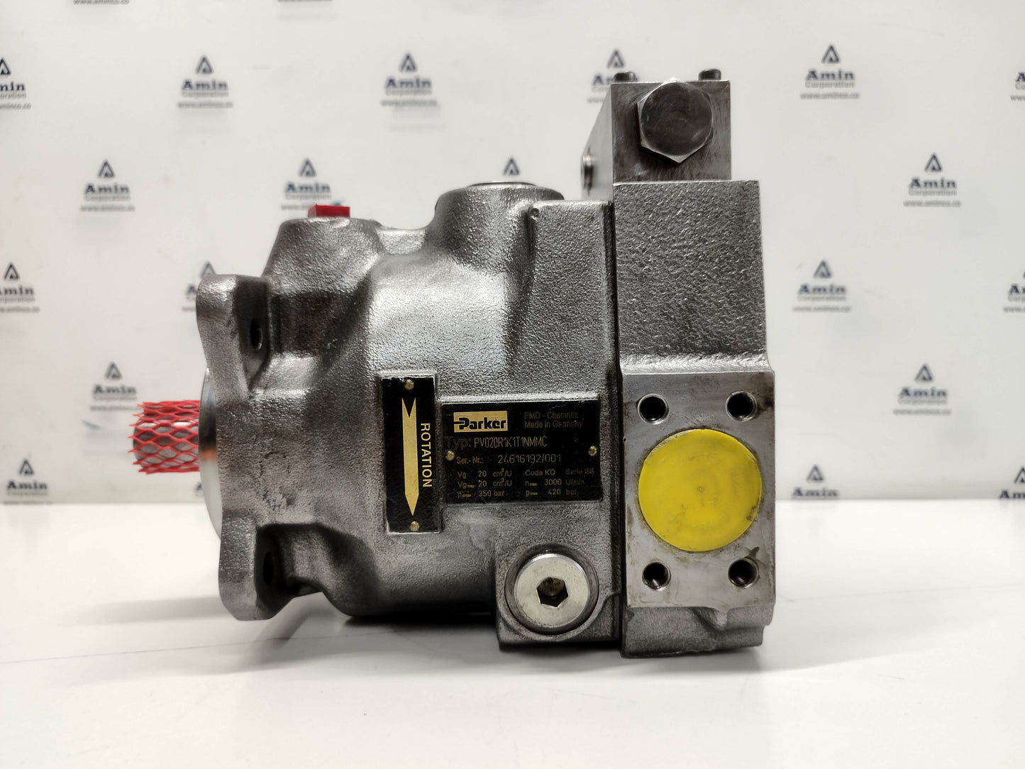 Parker PV020R1K1T1NMMC Hydraulic Axial Piston pump - NEW