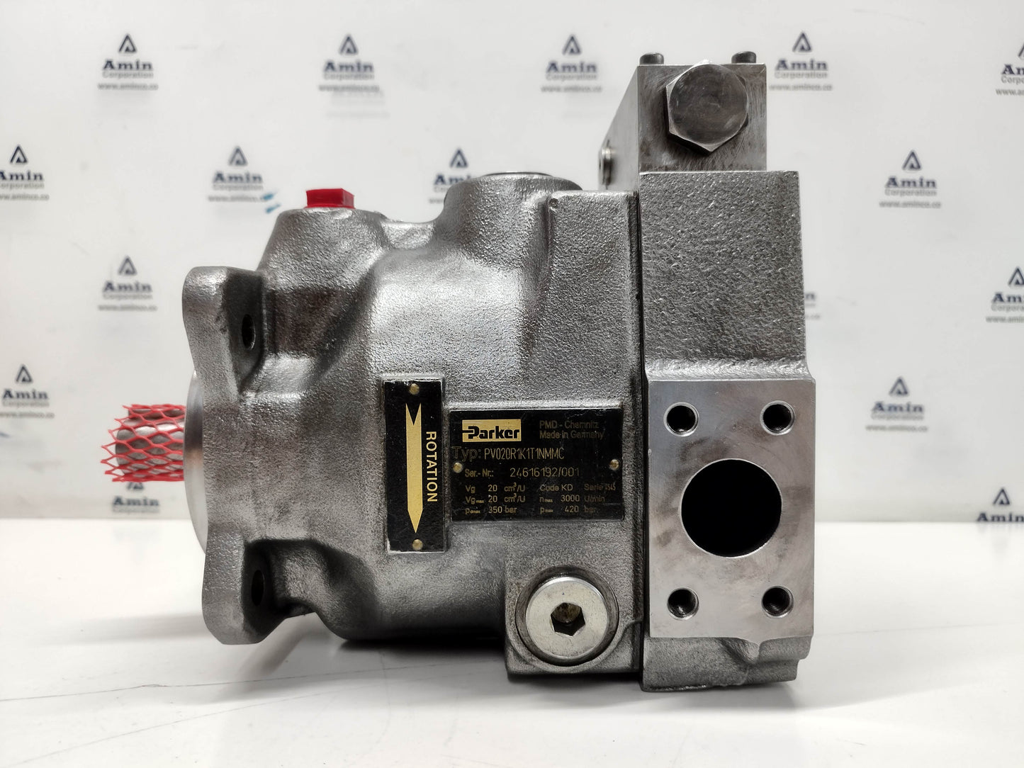 Parker PV020R1K1T1NMMC Hydraulic Axial Piston pump - NEW