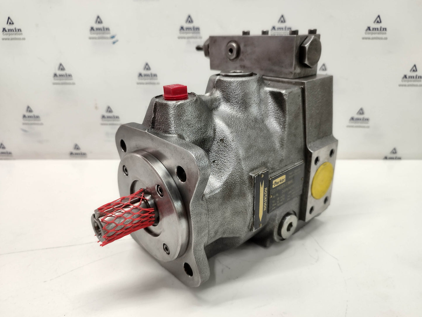Parker PV020R1K1T1NMMC Hydraulic Axial Piston pump - NEW