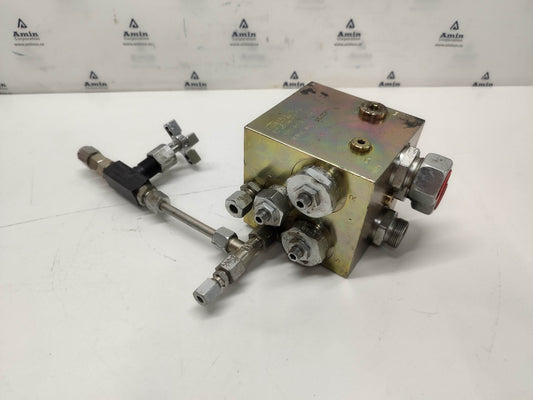 Sterling Hydraulics Limited P/N: 8F4661C Hydraulic Control Block - NEW