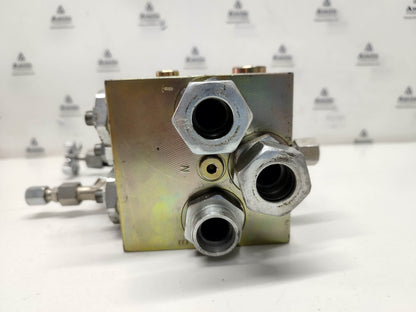 Sterling Hydraulics Limited P/N: 8F4661C Hydraulic Control Block - NEW