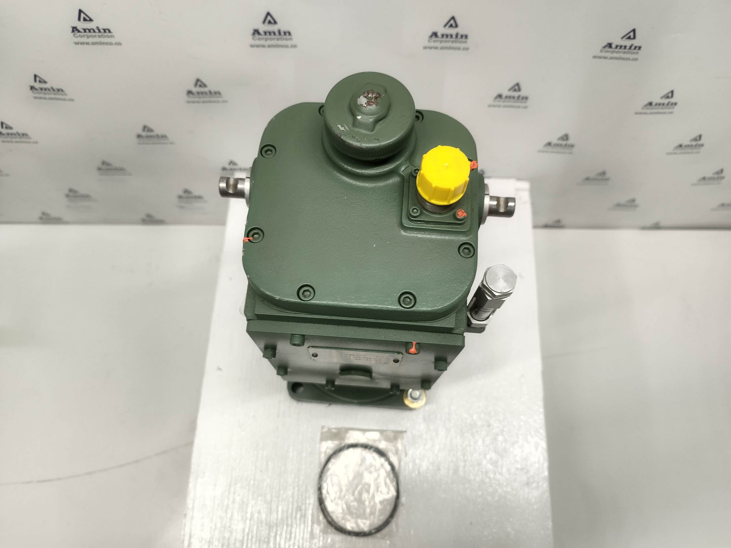 Woodward UG-Actuator Governor Part No. : B8251-762 - NEW