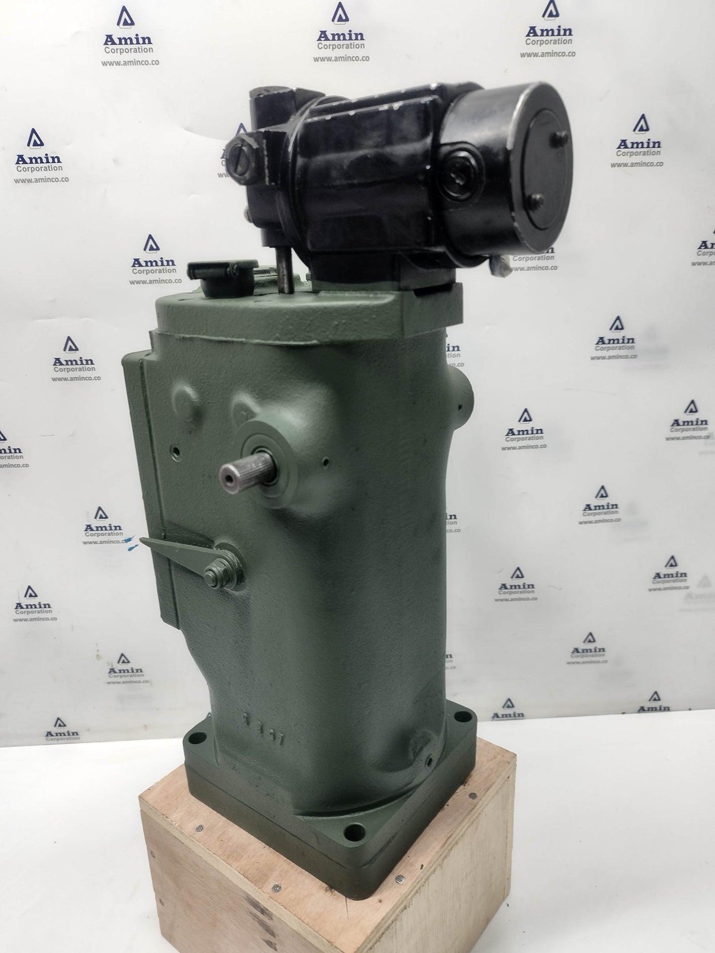 Woodward UG-10 Governor P/N: A8526-624 RPM: 738-1458