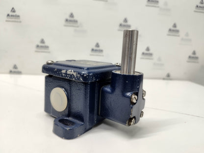 Schmersal T.422-10y-M20-1090/2186 Limit Switch 500V - NEW