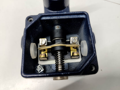 Schmersal T.422-10y-M20-1090/2186 Limit Switch 500V - NEW
