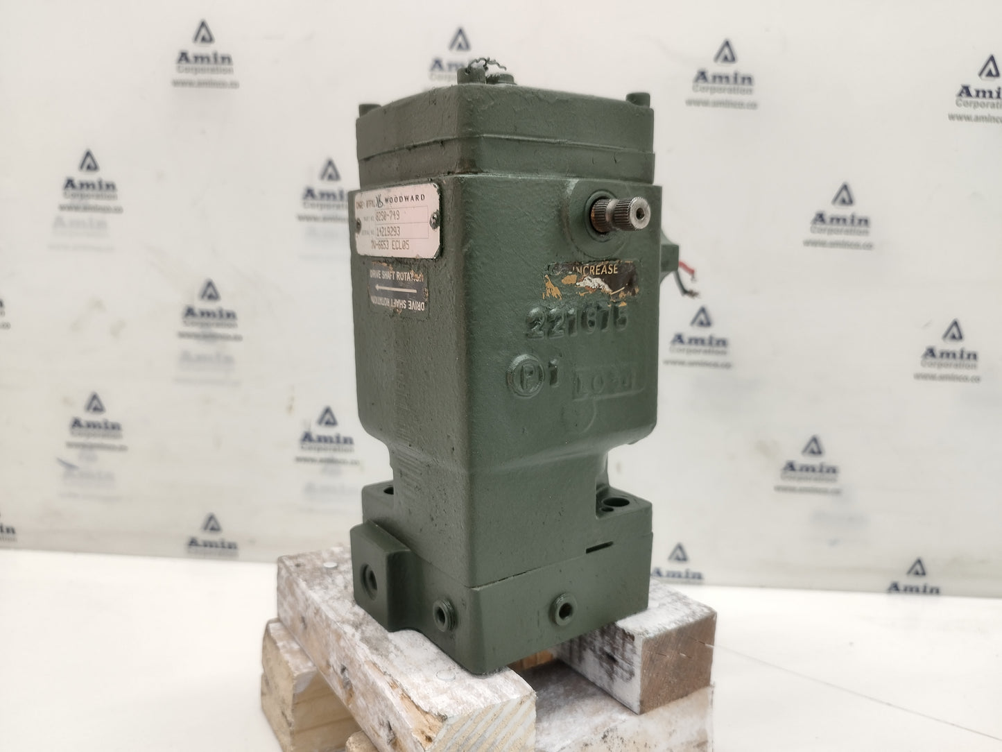 Woodward Governor 8250-749 Cat P/N: 7W-6653 ECL05 EG‑3P Actuator Governor