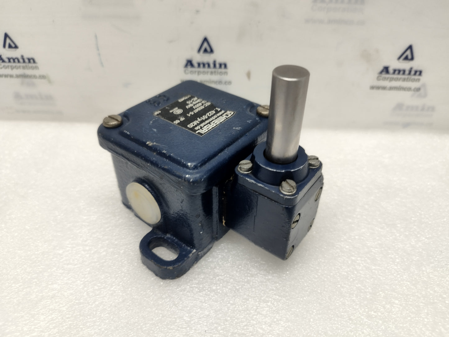 Schmersal T.422-01y-M20 Limit Switch 400V - NEW