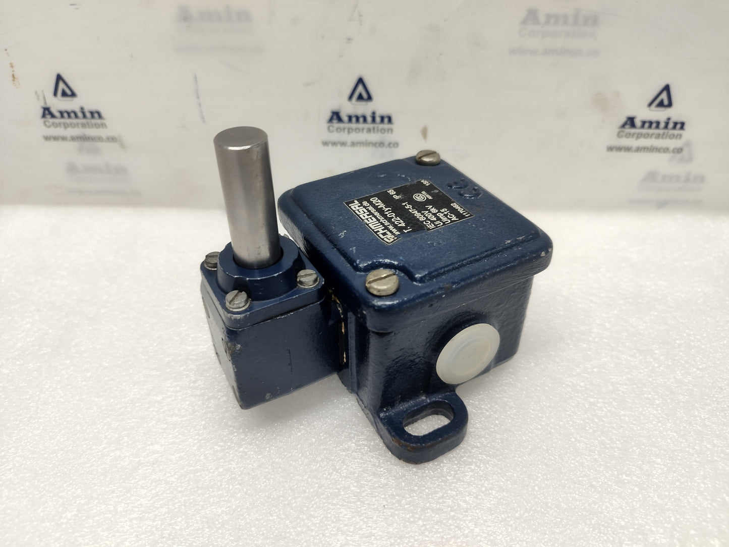 Schmersal T.422-01y-M20 Limit Switch 400V - NEW