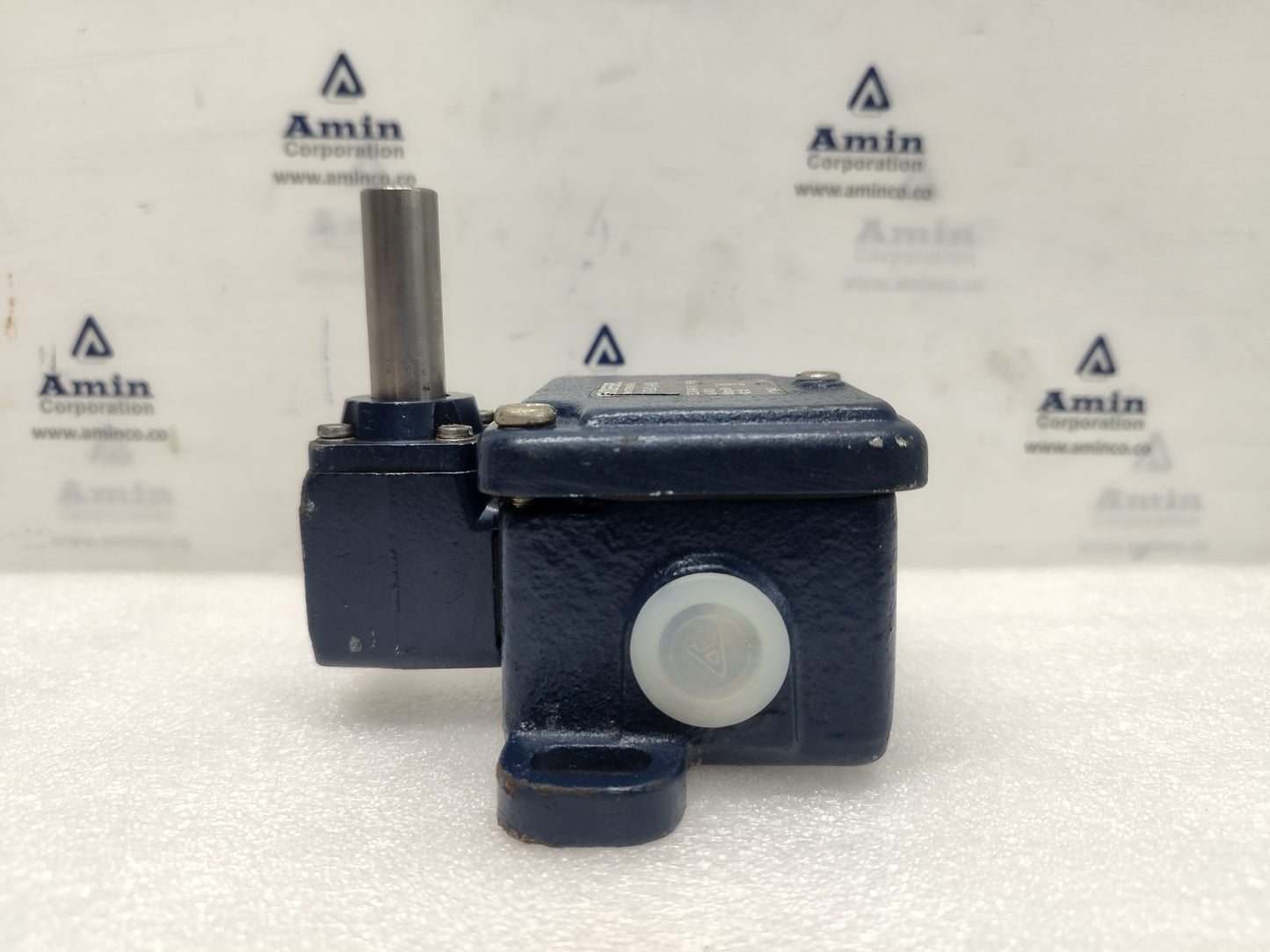 Schmersal T.422-01y-M20 Limit Switch 400V - NEW