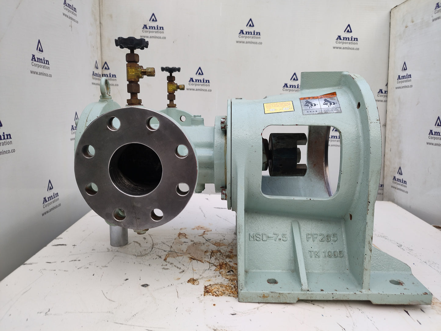 Taiko pump MSD-10H Three screw pump with Foundation - NEW