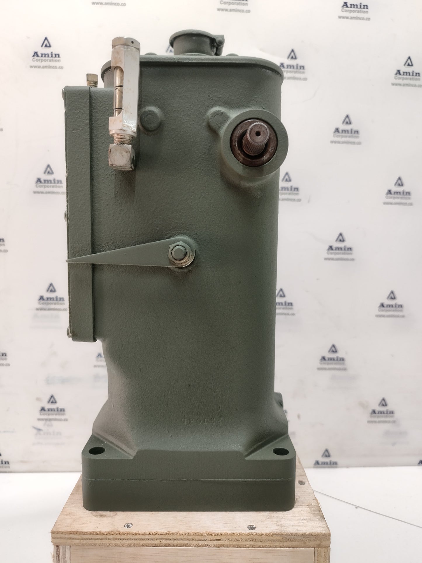 Woodward Governor UG-8L P/N: 033282 RPM: 500-1380