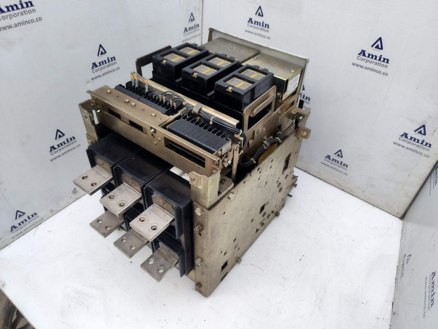 Hyundai HAT 12 Air Circuit Breaker - Tested