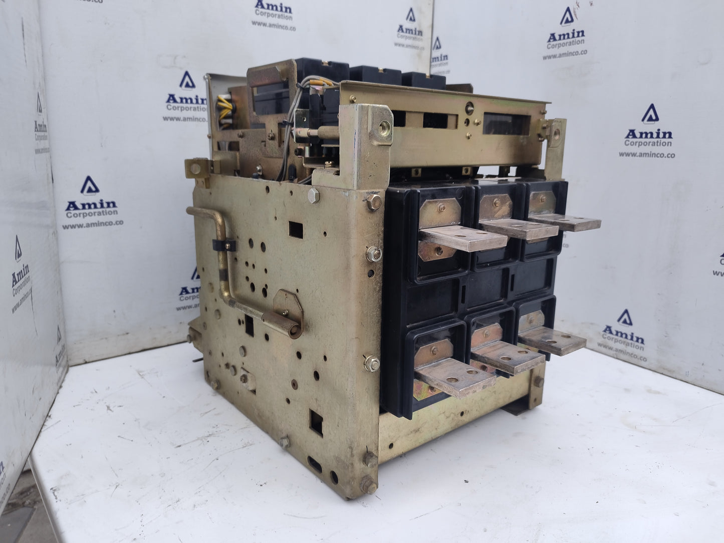 Hyundai HAT 12 Air Circuit Breaker - Tested