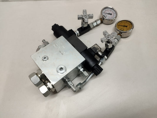 Parker 8F4661C Hydraulic Control Block - NEW - For price send a Message