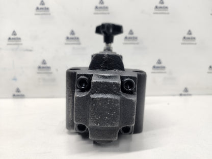 Vickers XCG 06 3F 30 Pressure Reducing valve 2850 psi max. - NEW