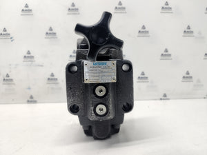 Vickers XCG 06 3F 30 Pressure Reducing valve 2850 psi max. - NEW