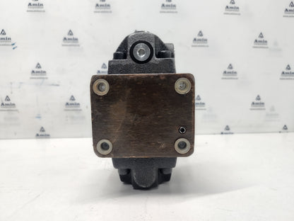 Vickers XCG 06 3F 30 Pressure Reducing valve 2850 psi max. - NEW