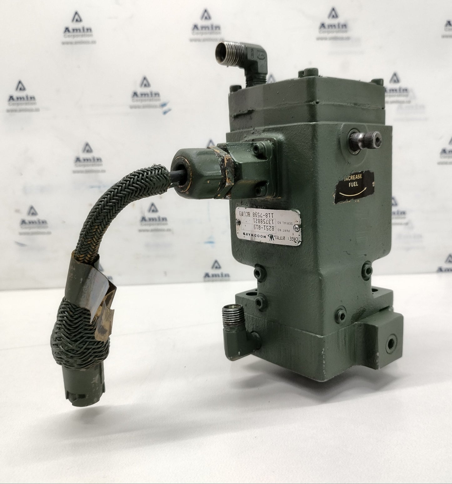 Woodward Governor 8251-019 Cat P/N: 118-7590 EG‑3P Actuator Governor