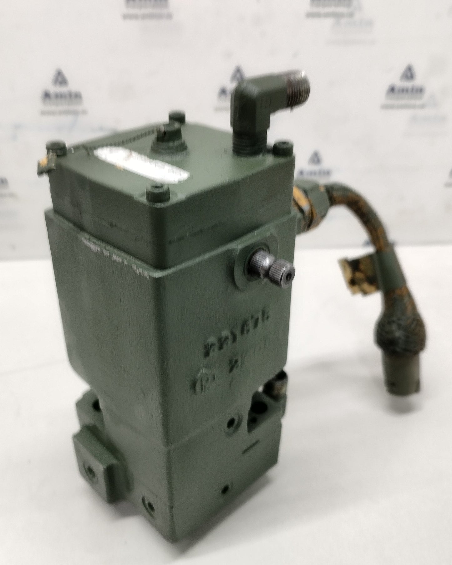 Woodward Governor 8251-019 Cat P/N: 118-7590 EG‑3P Actuator Governor