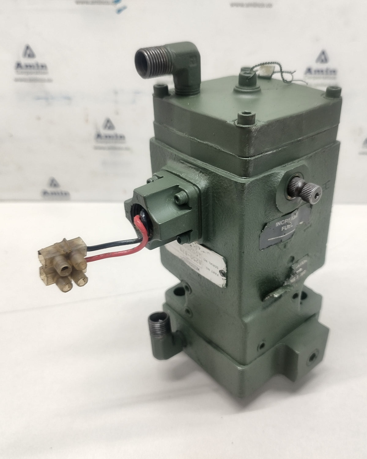 Woodward Governor 8250-828 Cat P/N: 4P-7087 EG-3P Actuator Governor