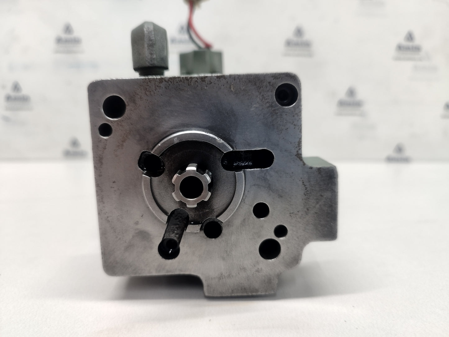 Woodward Governor 8250-828 Cat P/N: 4P-7087 EG-3P Actuator Governor