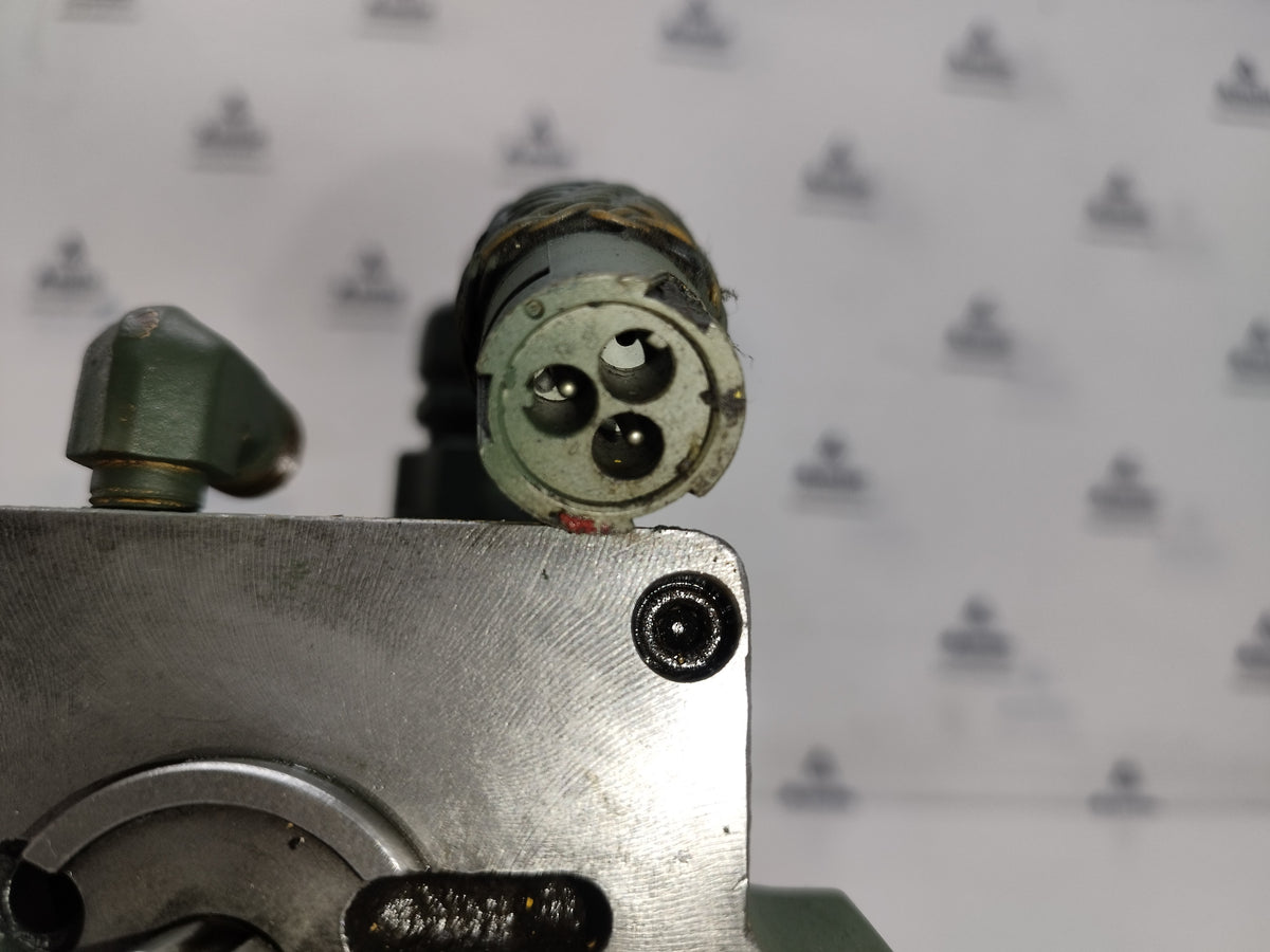 Woodward Governor Cat P/N: 0R-0956, 8251-019 EG-3P Actuator Governor