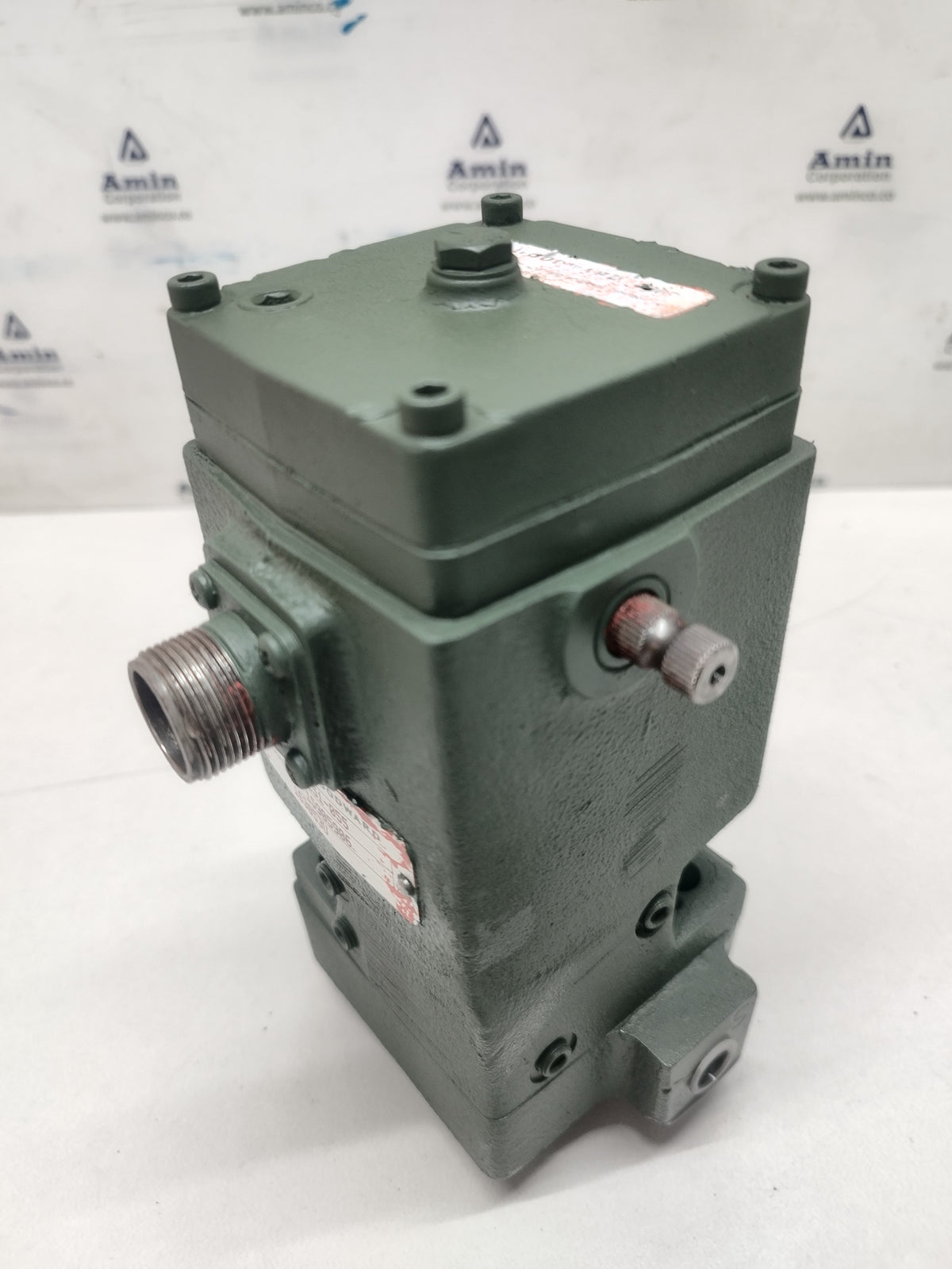 Woodward Governor Part No.: 8251-055 EG-3P Actuator Governor