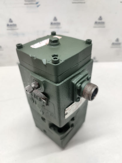 Woodward Governor Part No.: 8251-055 EG-3P Actuator Governor